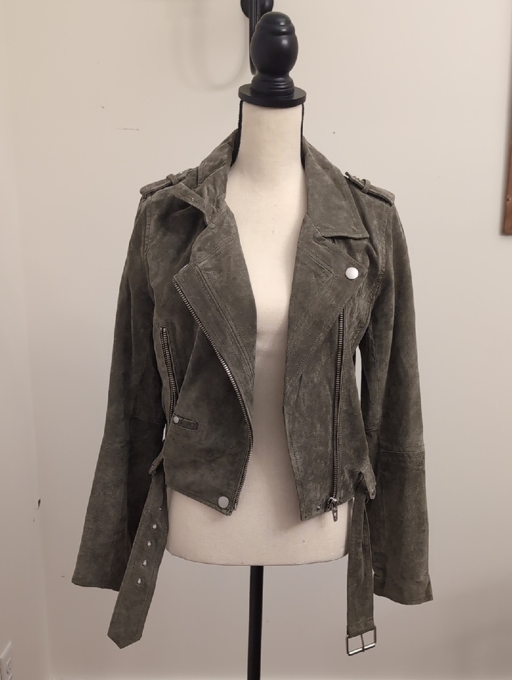 Chelsea & Violet Women's Olive Suede Moto Jacket